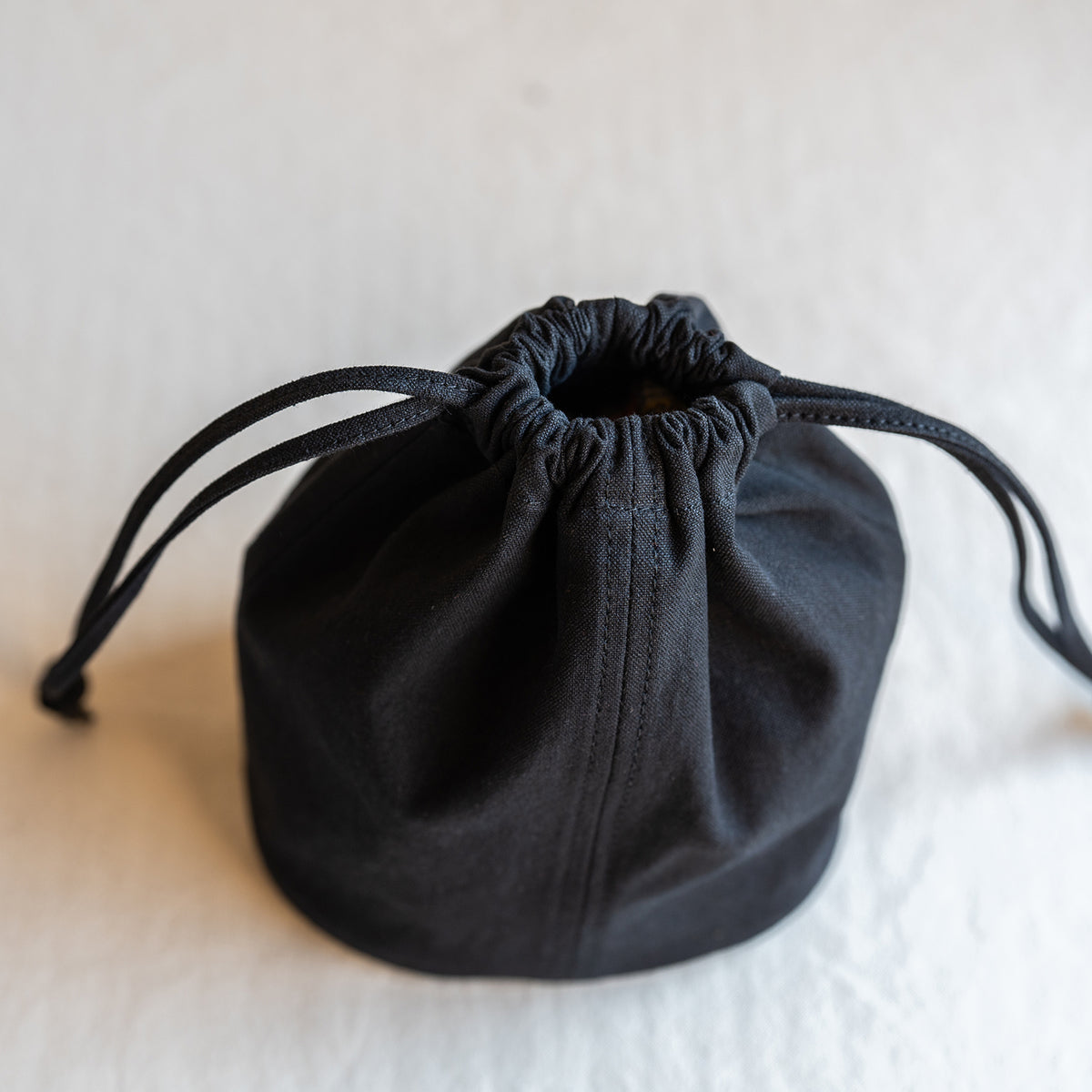 KINCHAKU POUCH - black -
