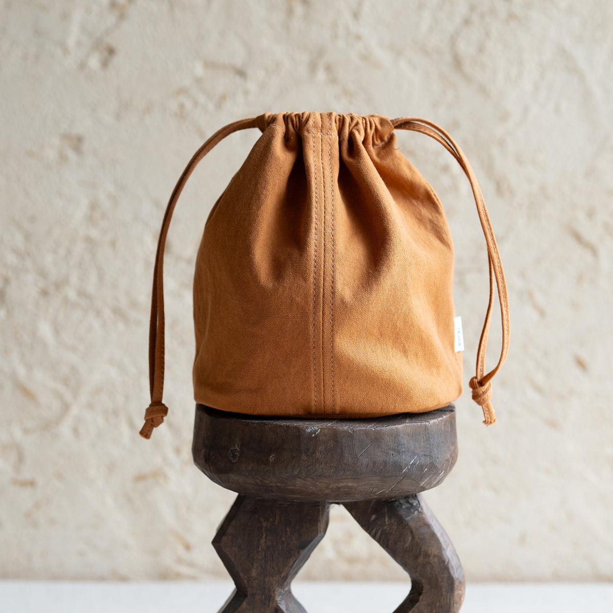 KINCHAKU POUCH - camel -