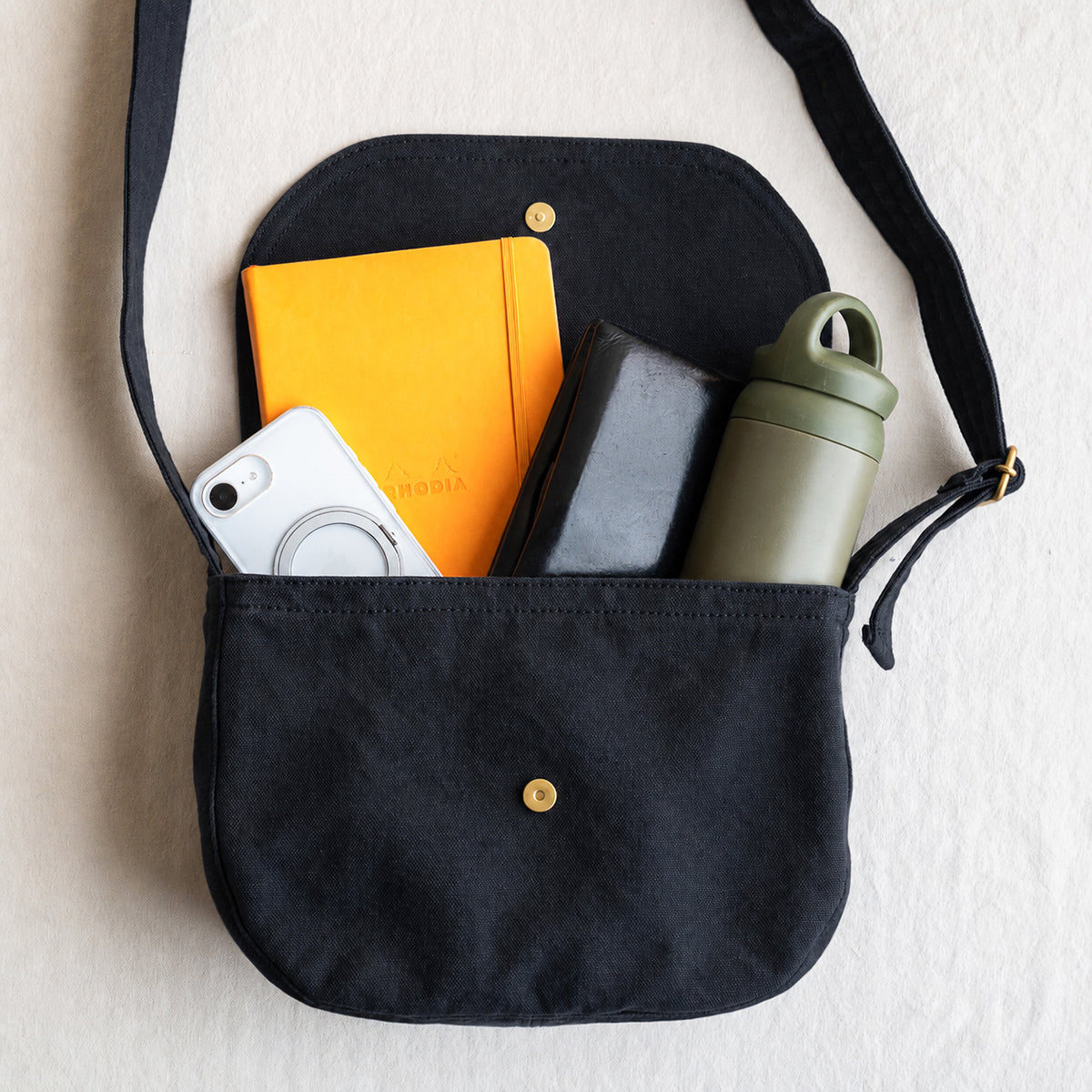 FLAP SHOULDER - black -