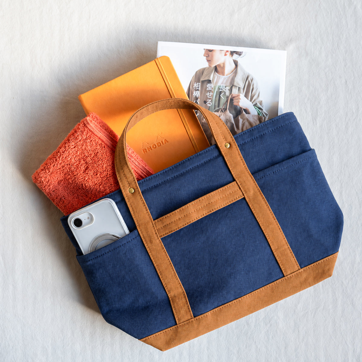 MINI TOOL TOTE Bi-color（deepnavy×camel）