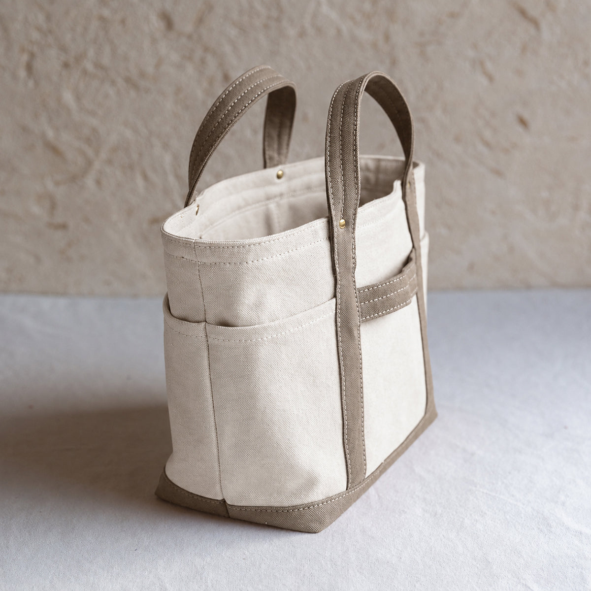 MINI TOOL TOTE Bi-color（ivory×beige）