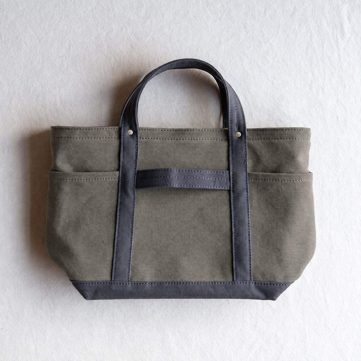 MINI TOOL TOTE Bi-color（oldkhaki×charcoal gray）