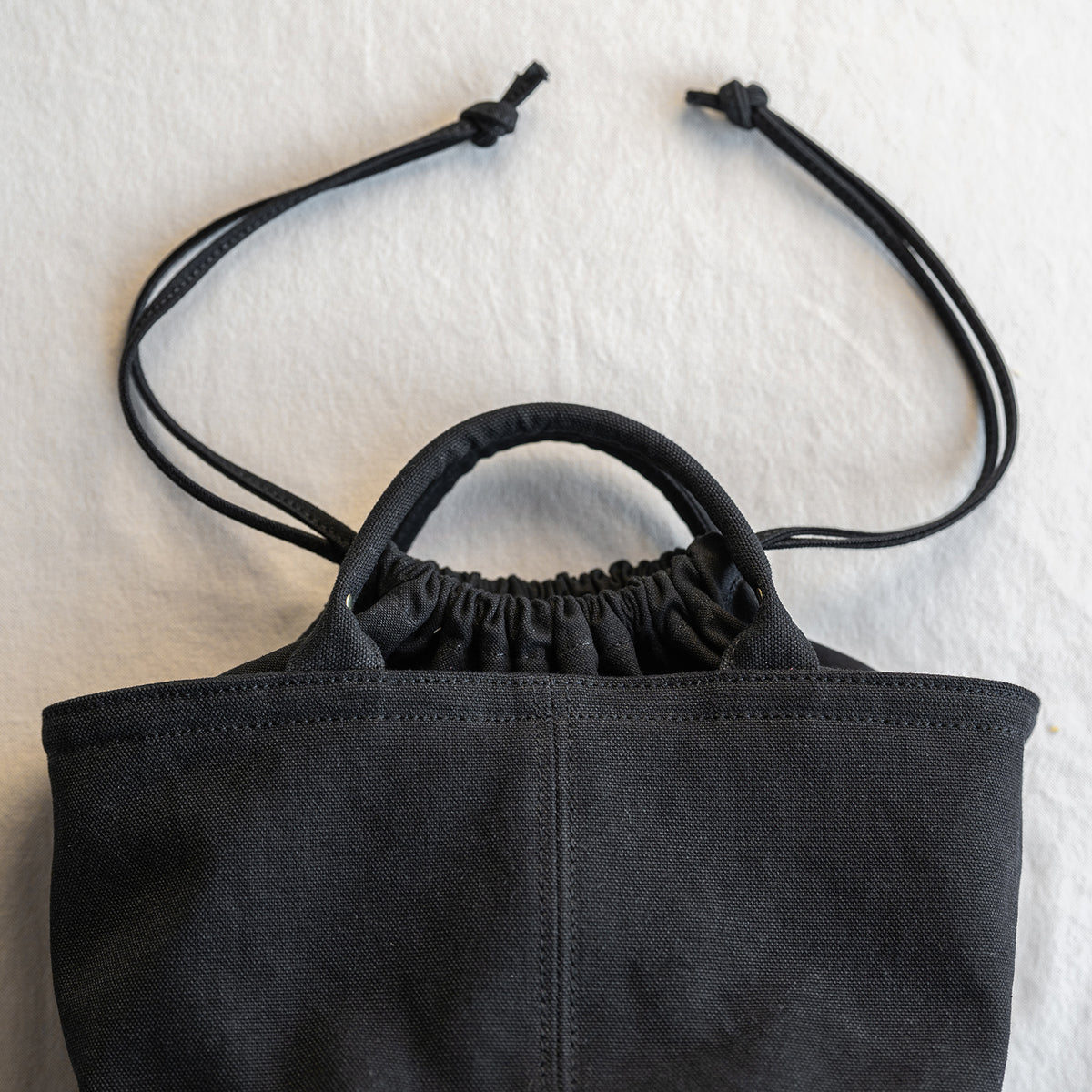 MINI TOTE - black -