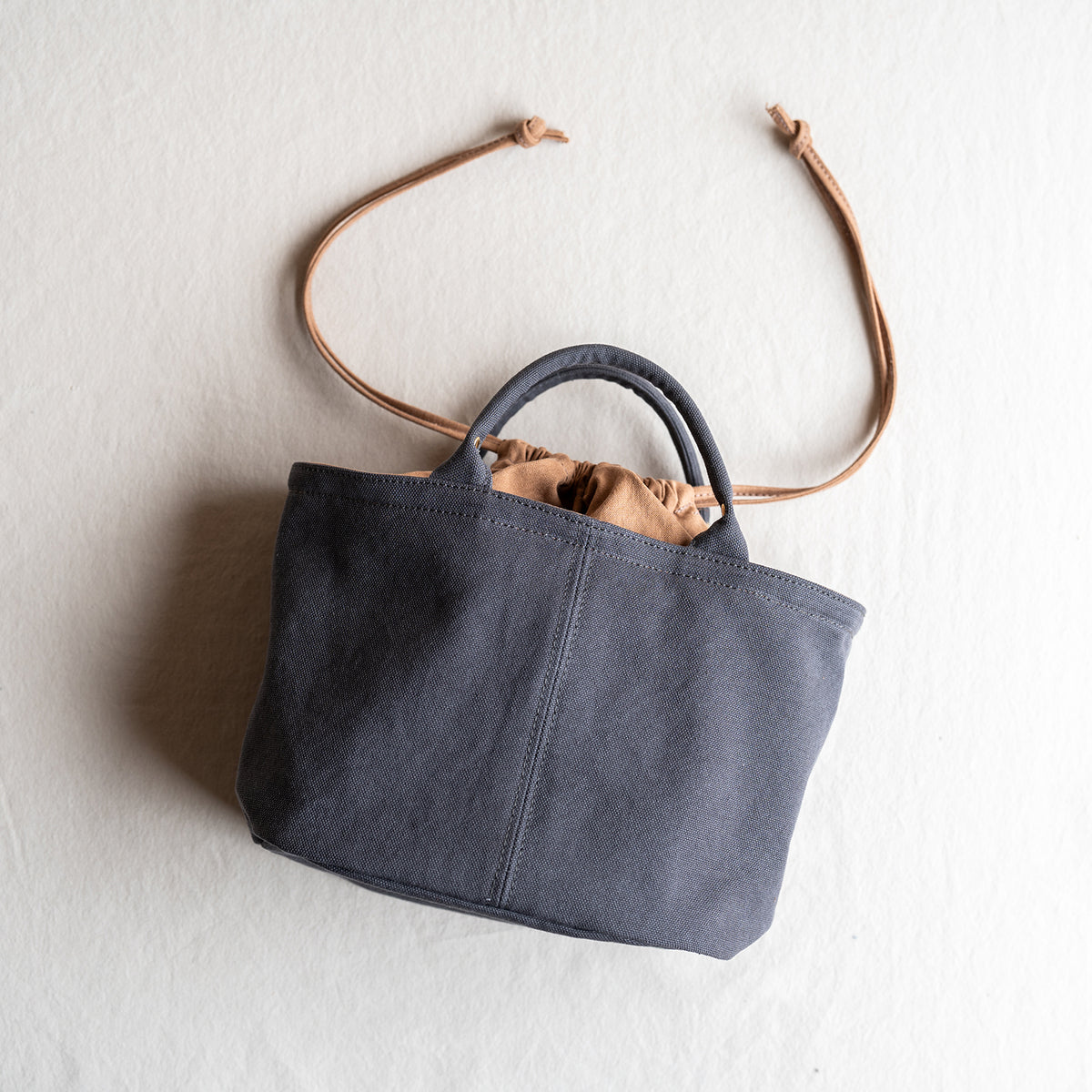 MINI TOTE - charcoal gray -