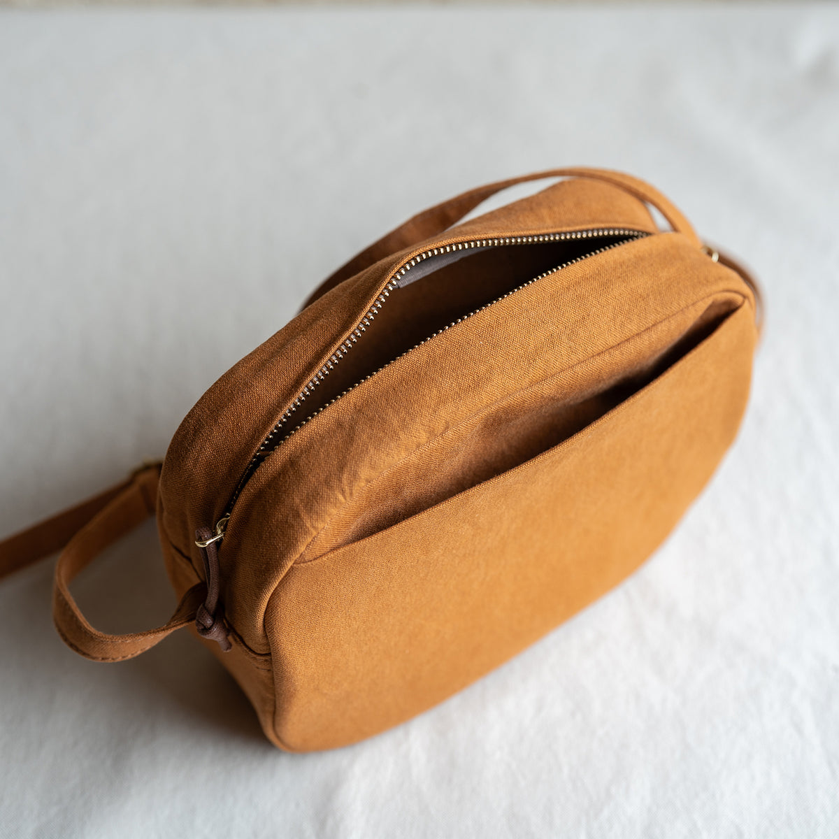 NEW POCHETTE - camel -