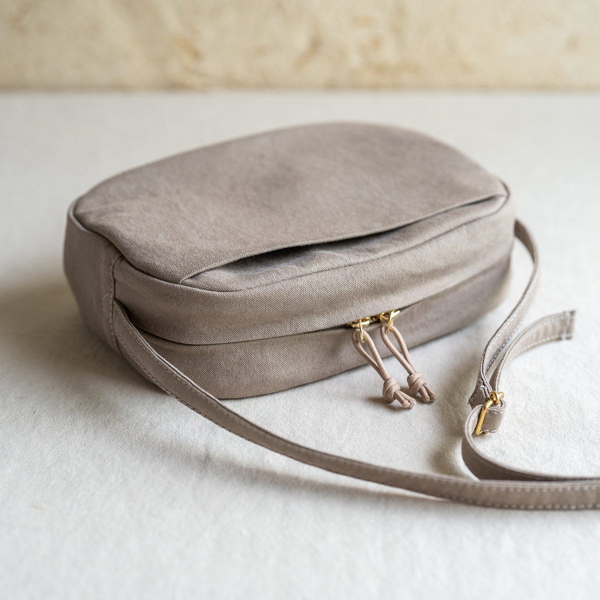 NEW POCHETTE - gray -