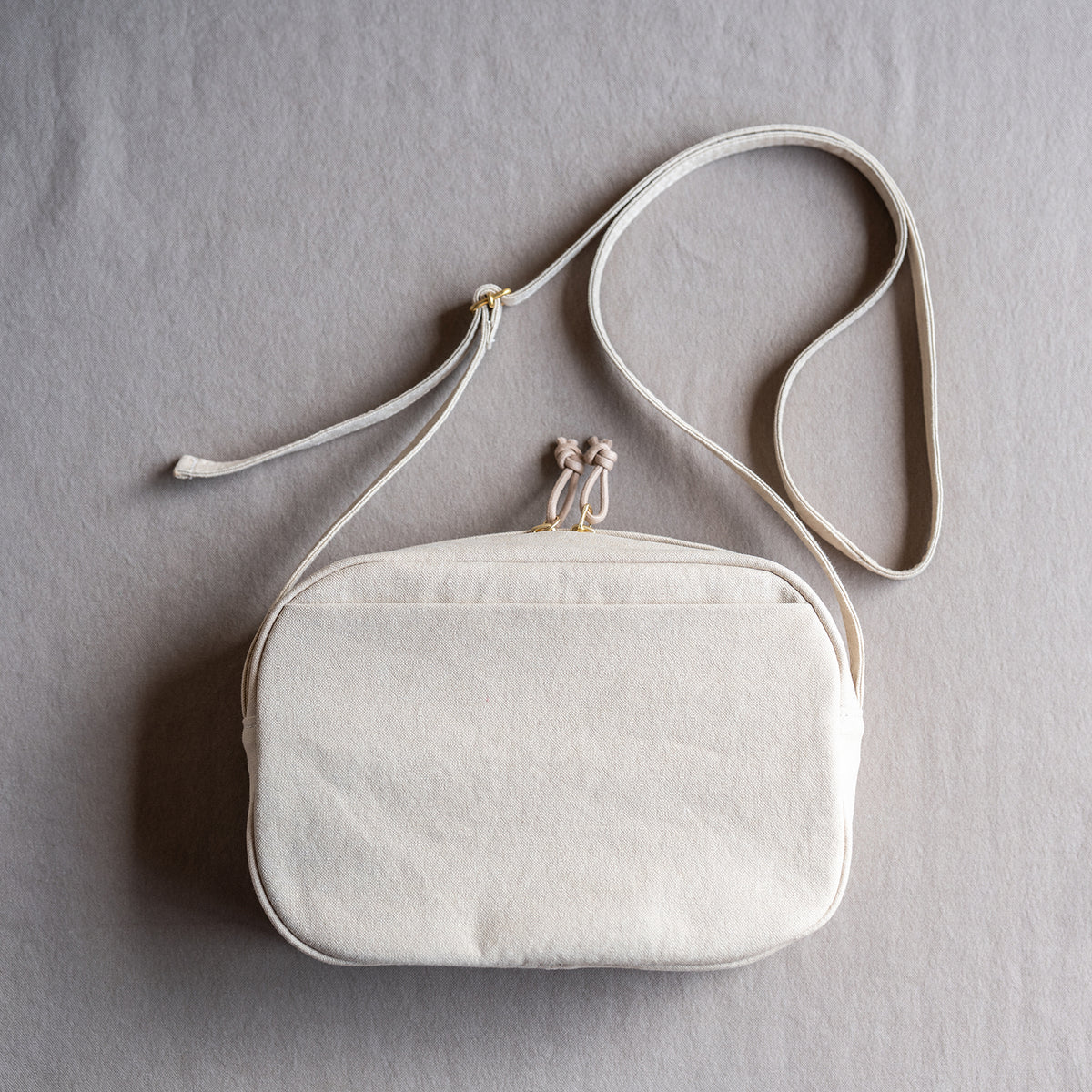 NEW POCHETTE - light beige -