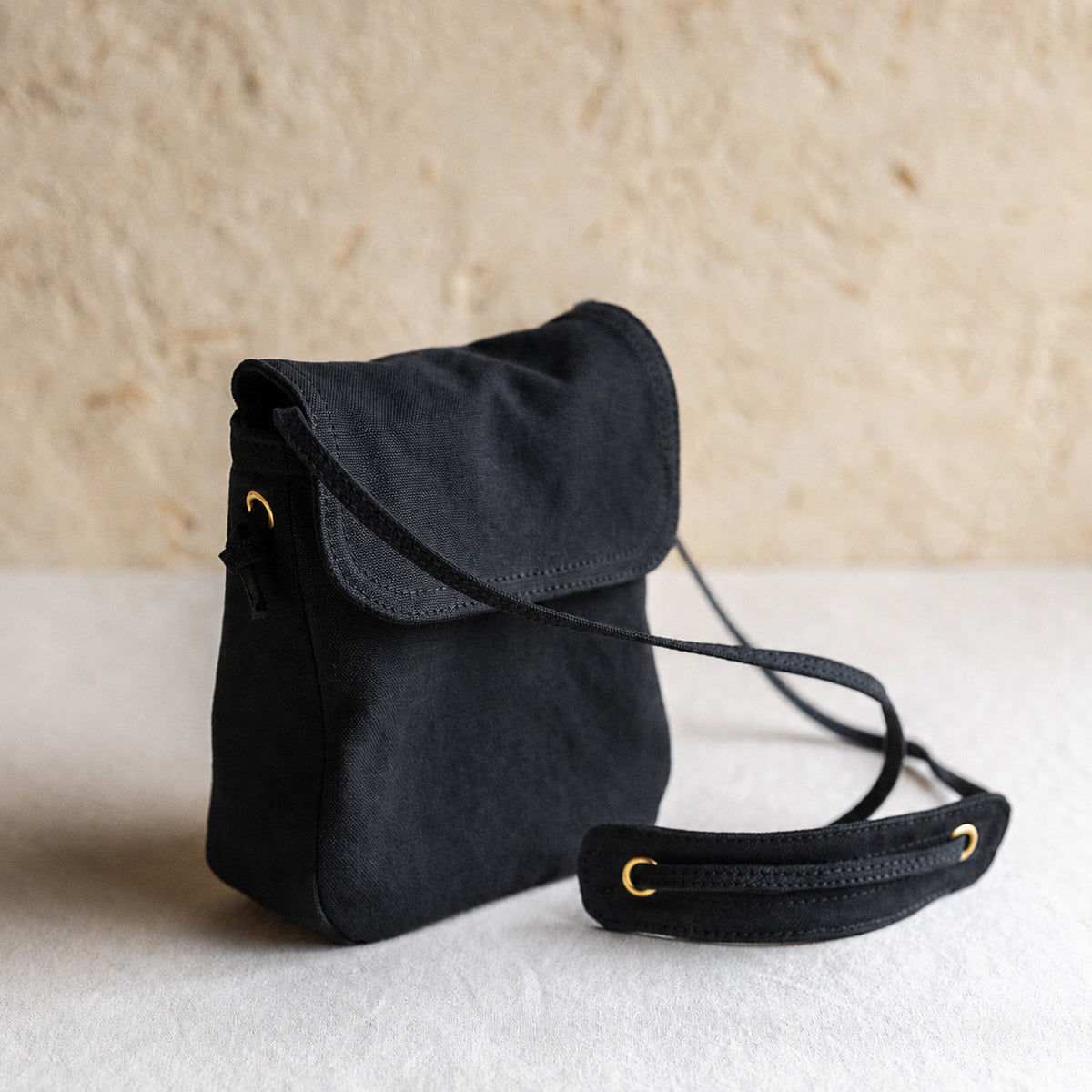 POCKET SHOULDER - black -