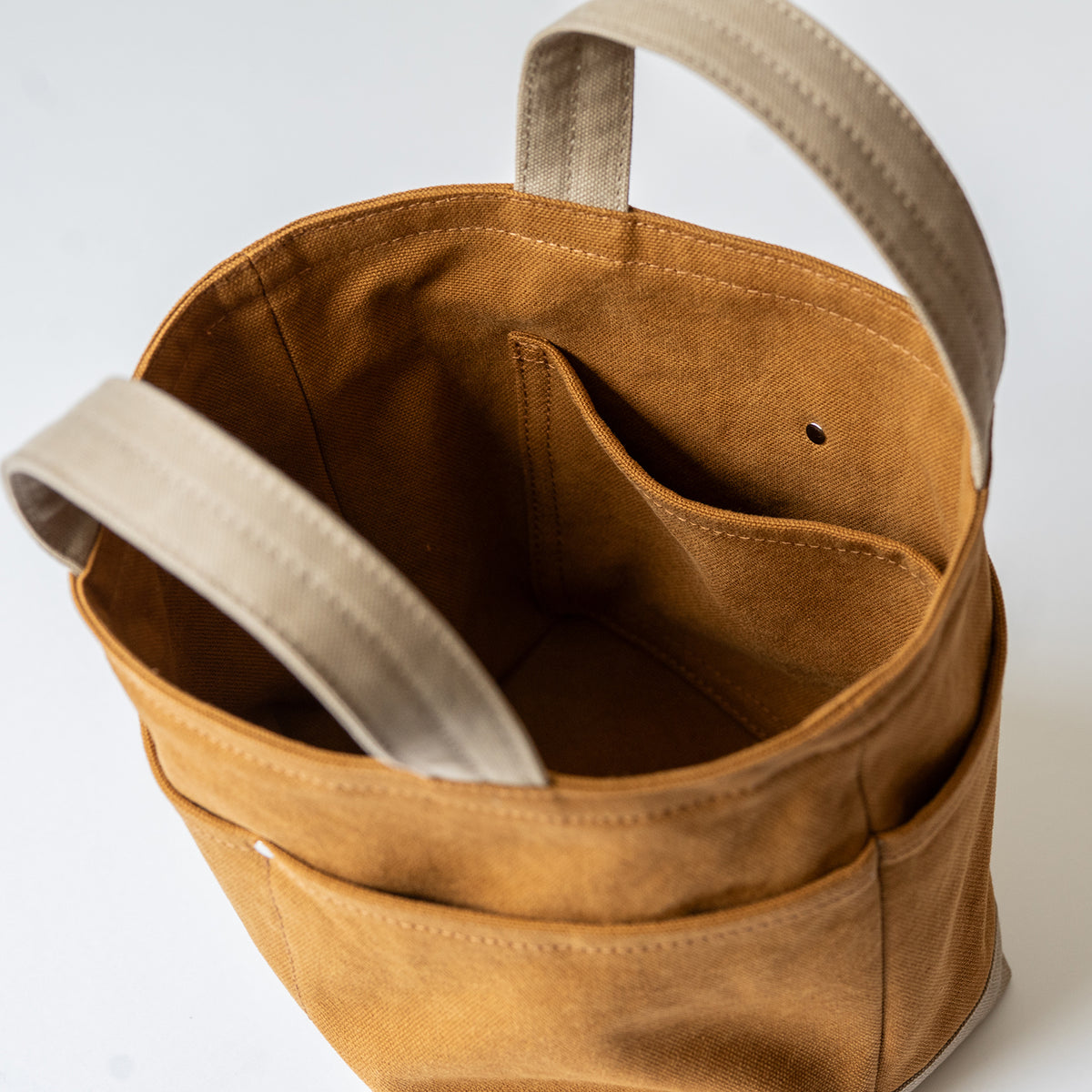 POCKET TOTE Bi-color（camel×beige）