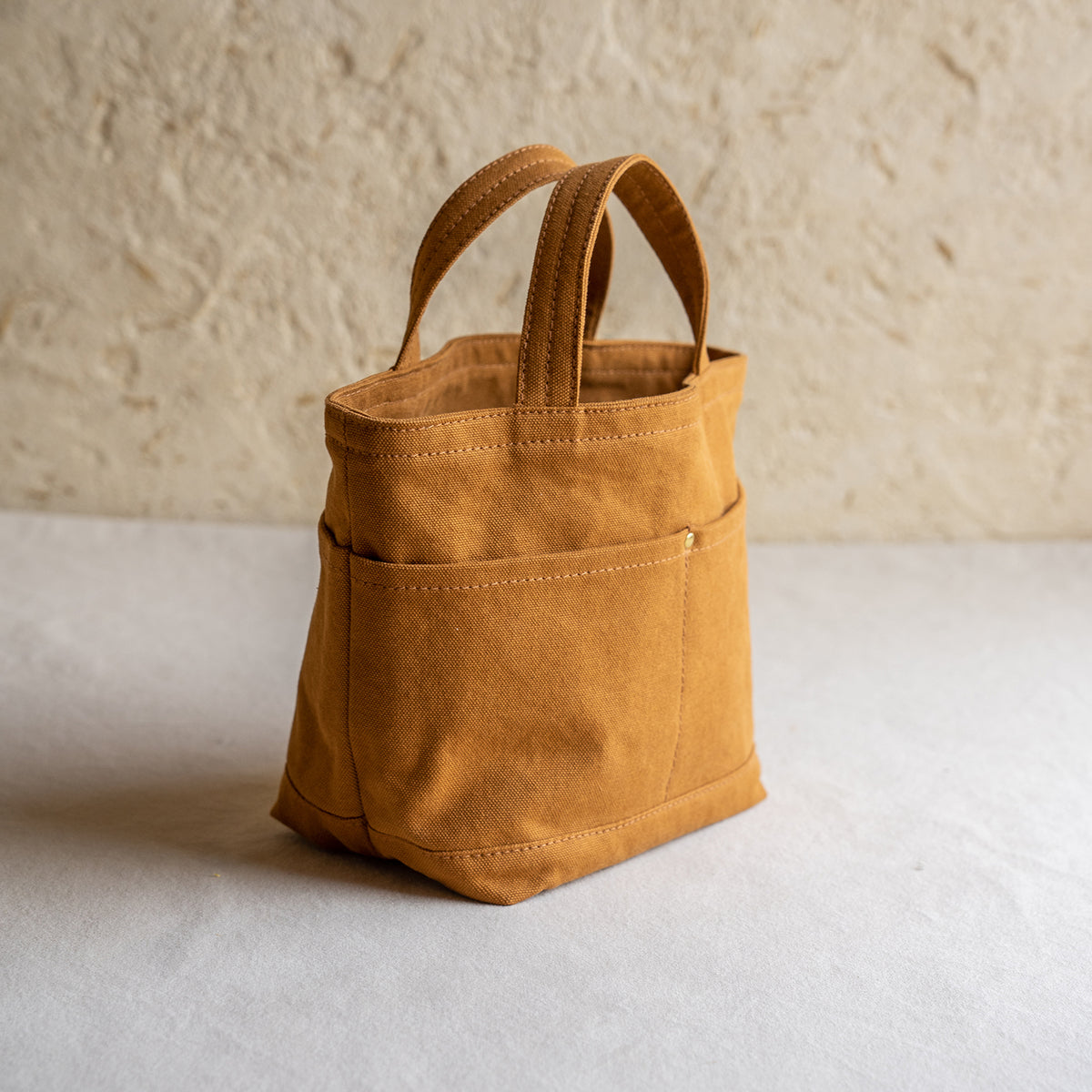 POCKET TOTE - camel -