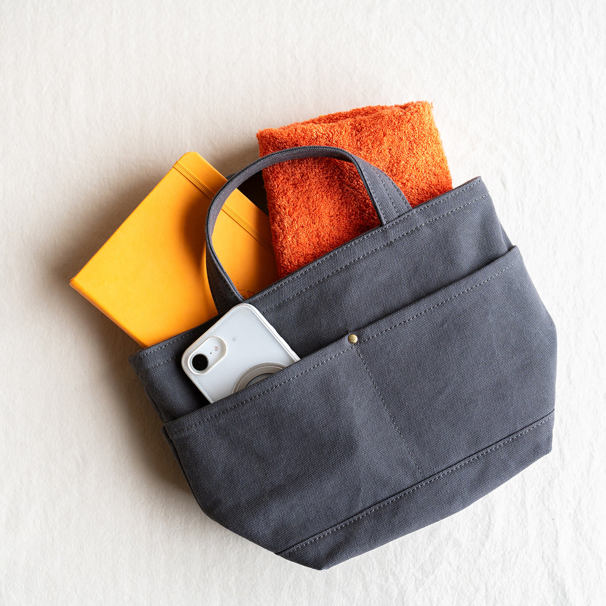 POCKET TOTE - charcoal gray -