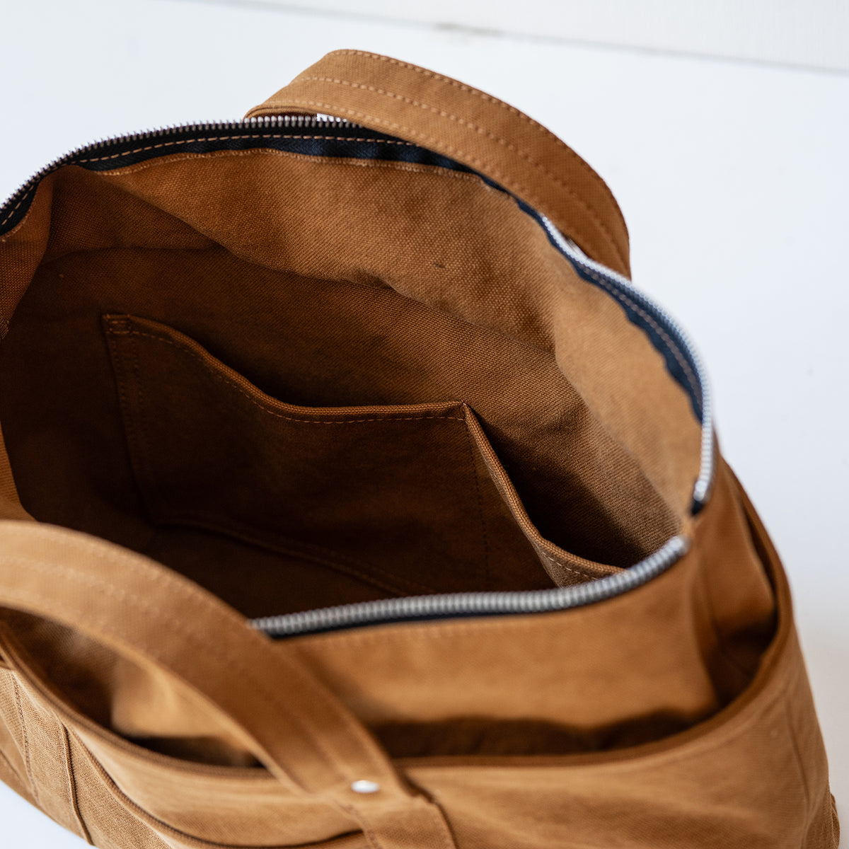 STANDARD TOTE - camel -