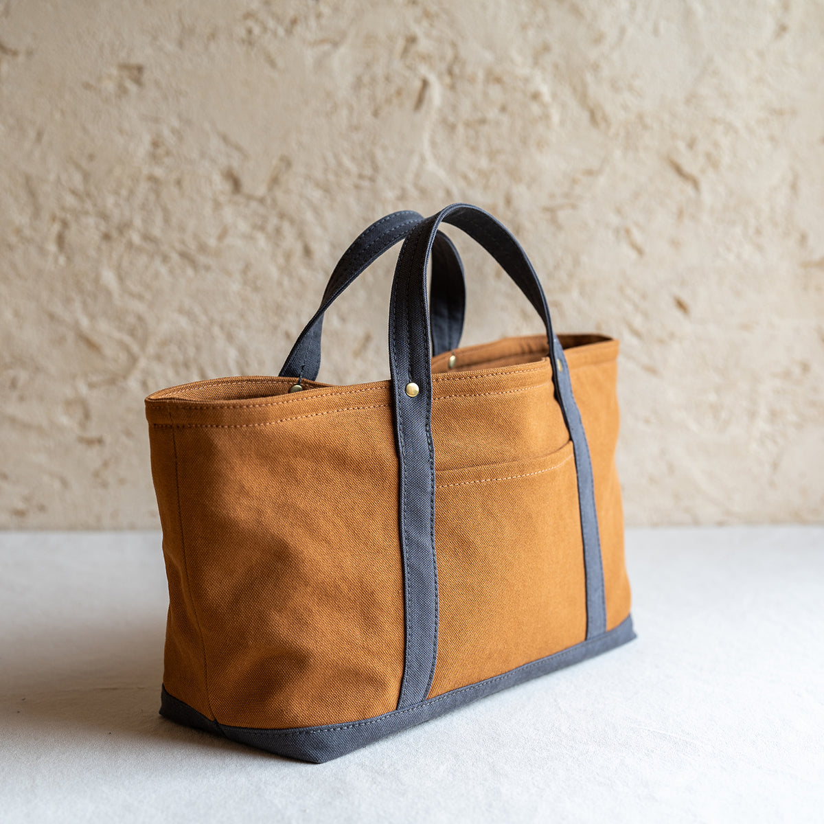 STANDARD TOTE Bi-color（camel×charcoal gray）
