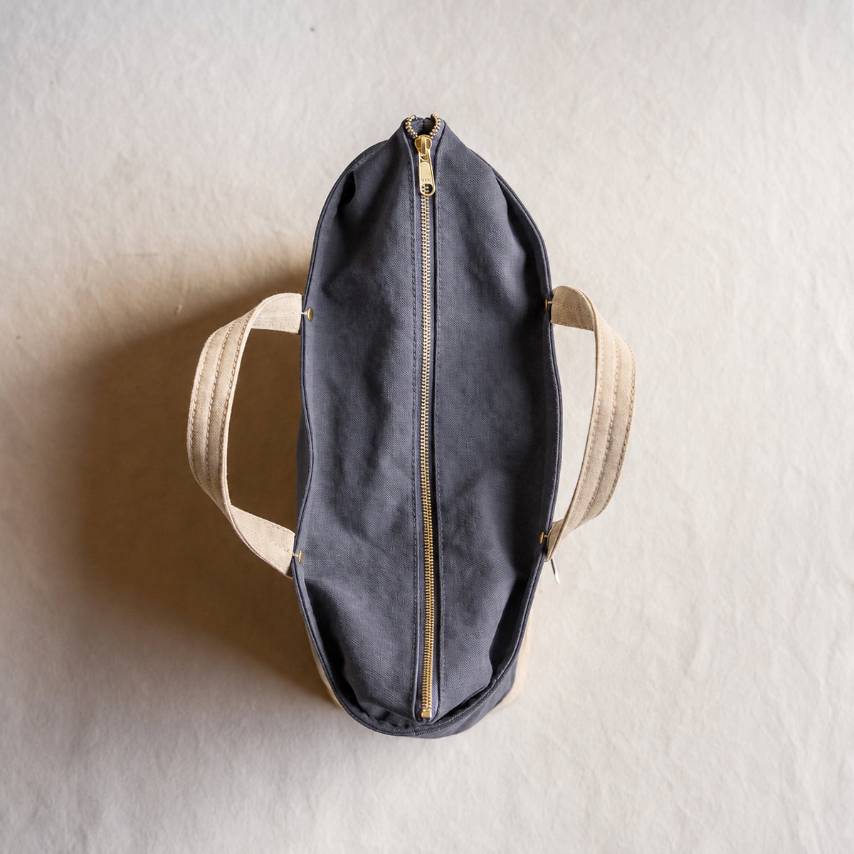 STANDARD TOTE Bi-color（charcoal gray×beige）