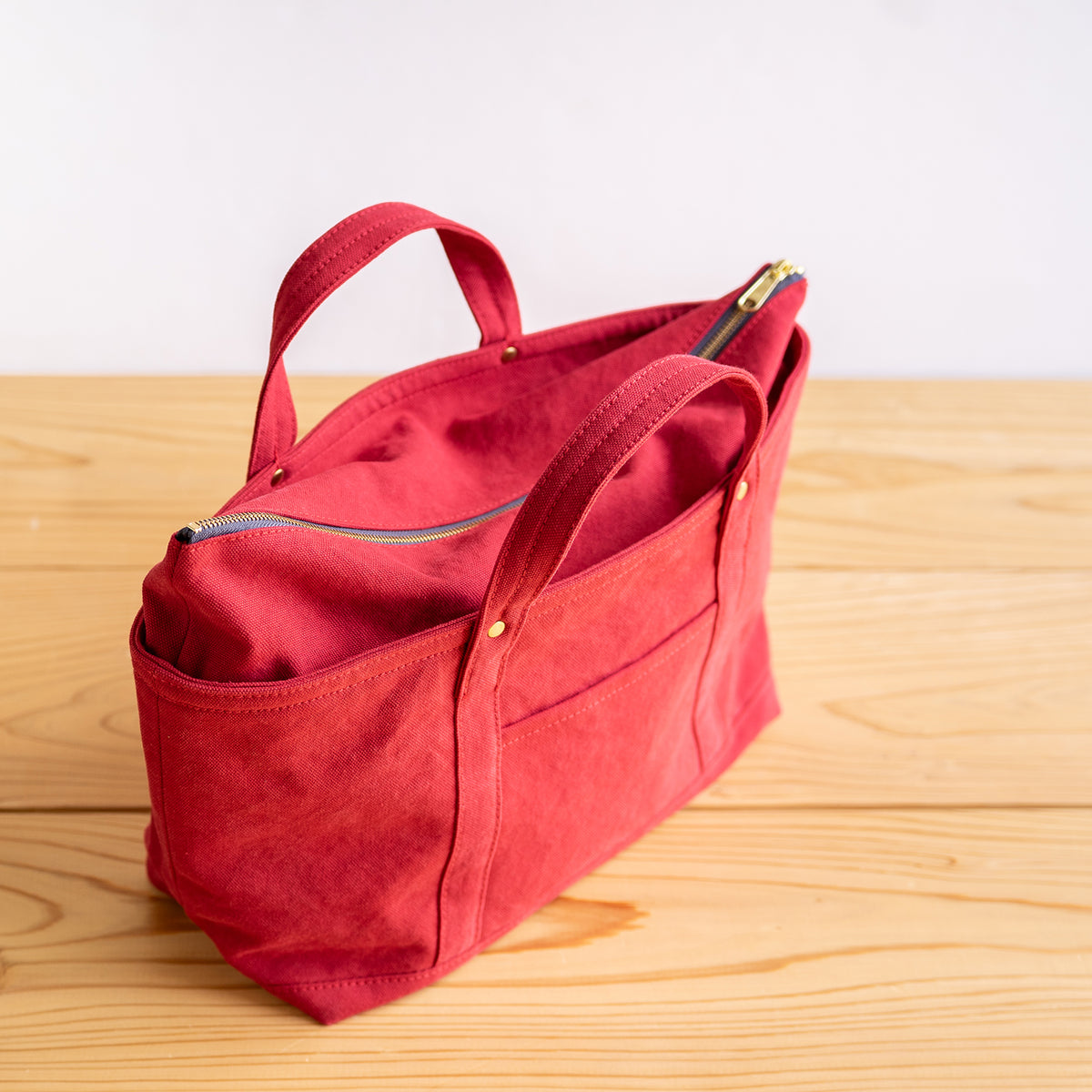 STANDARD TOTE - red -