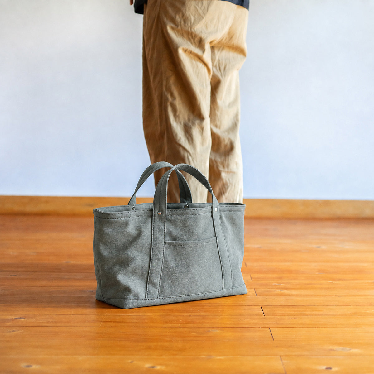 STANDARD TOTE - sage -