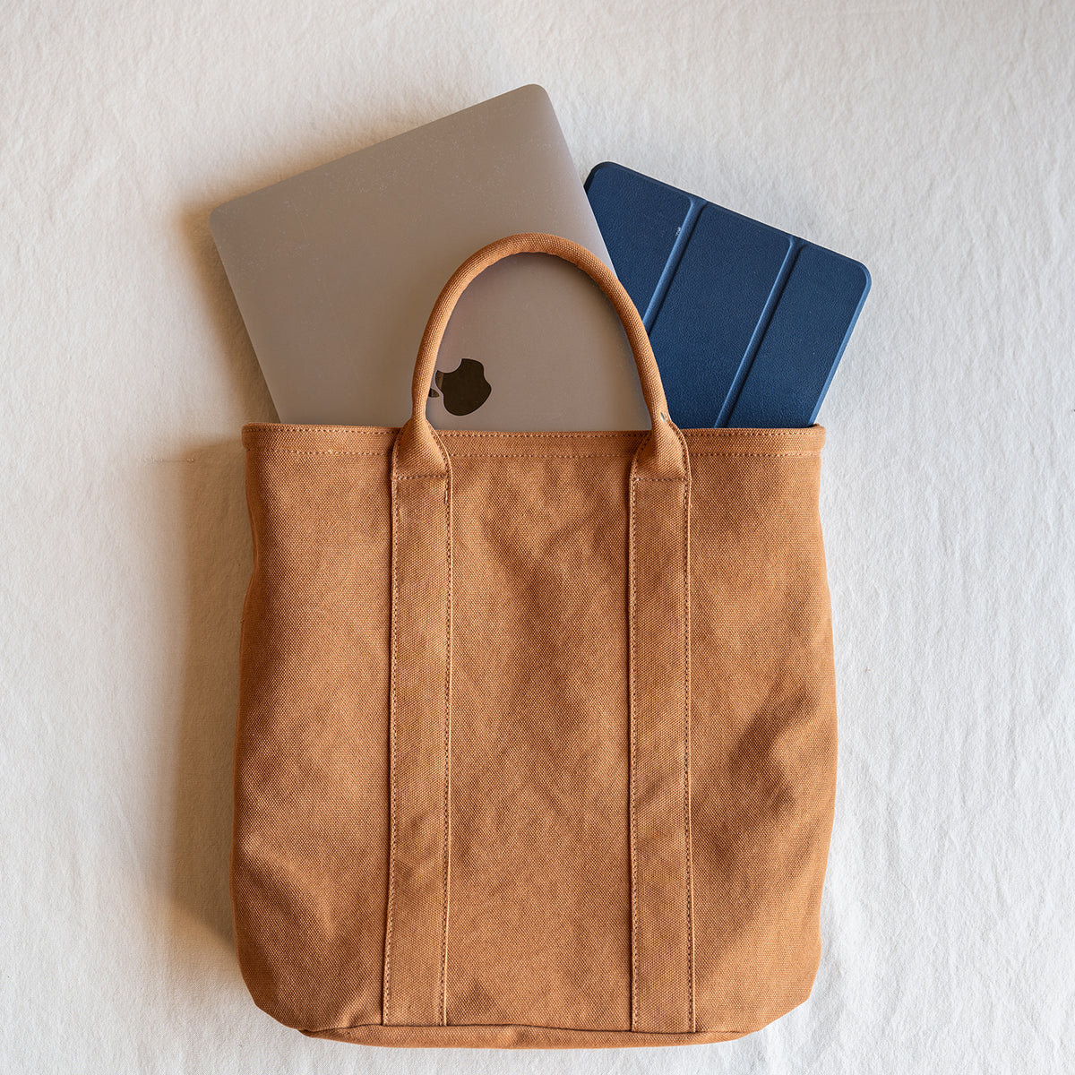 TATENAGA TOTE - camel -