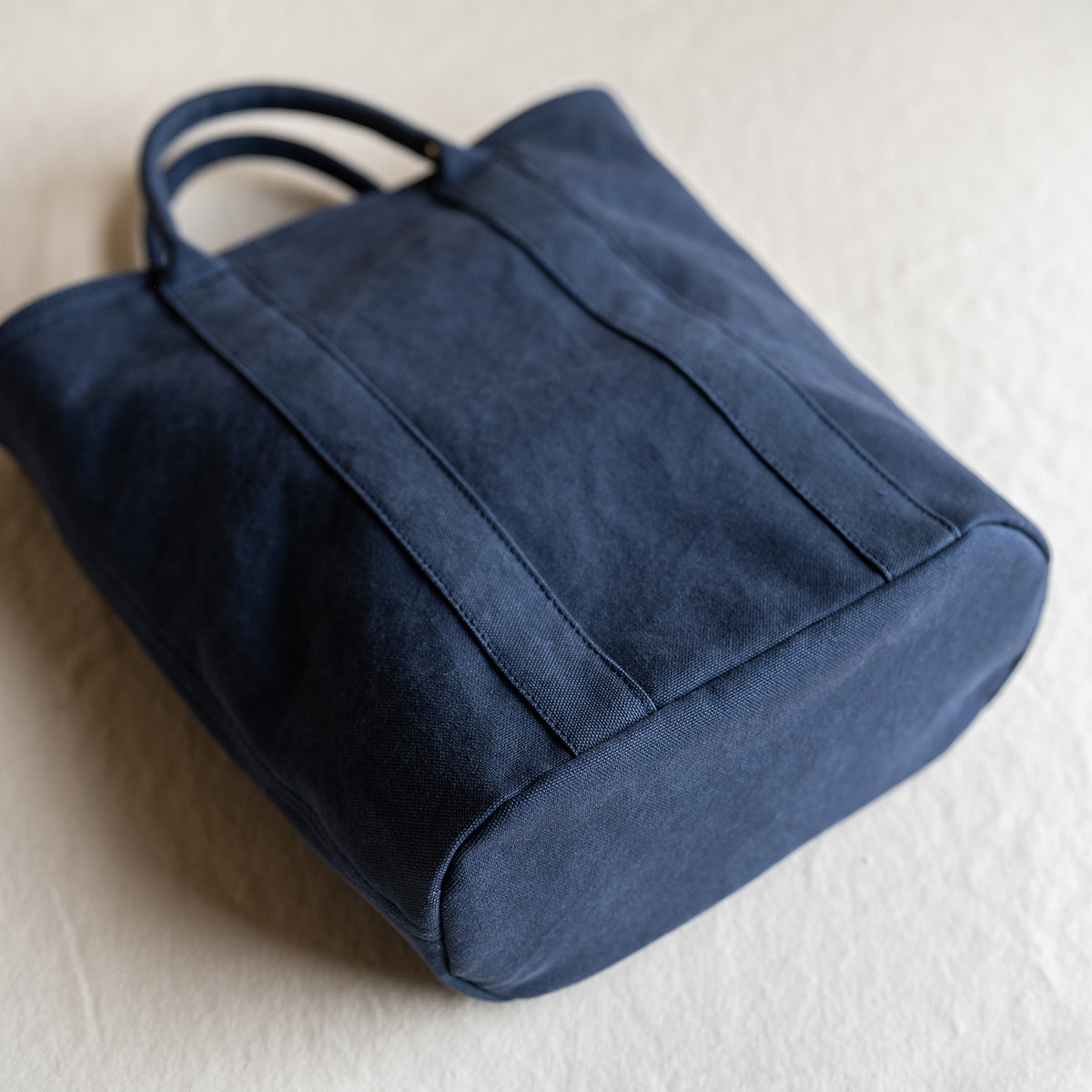 TATENAGA TOTE - deepnavy -
