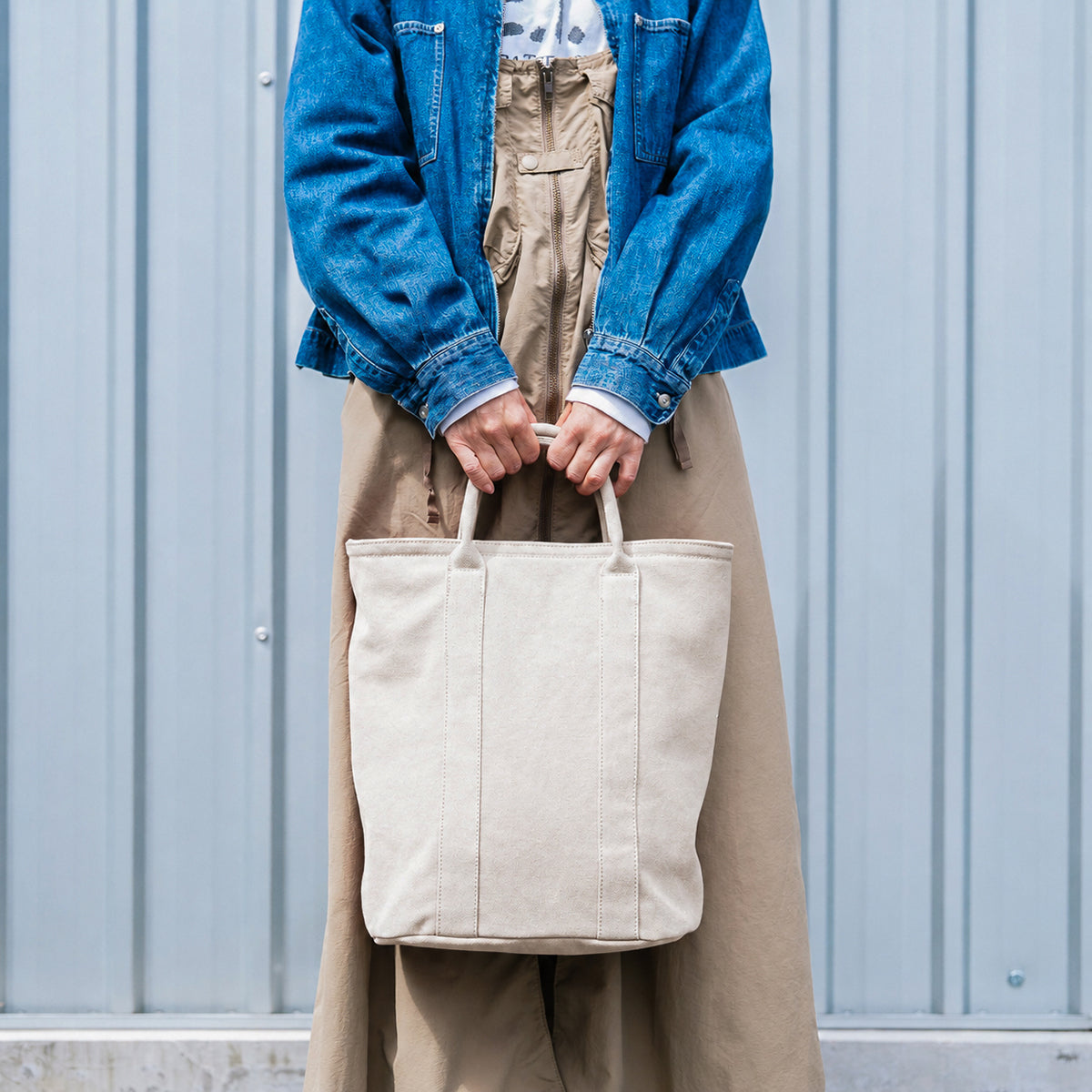 TATENAGA TOTE - ivory -