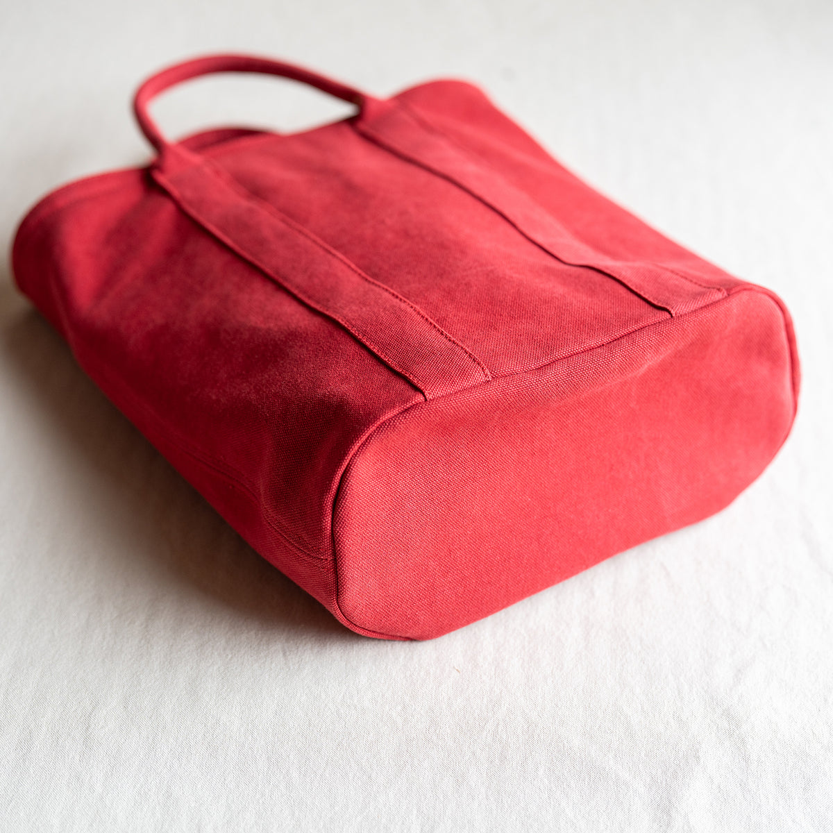 TATENAGA TOTE - red -