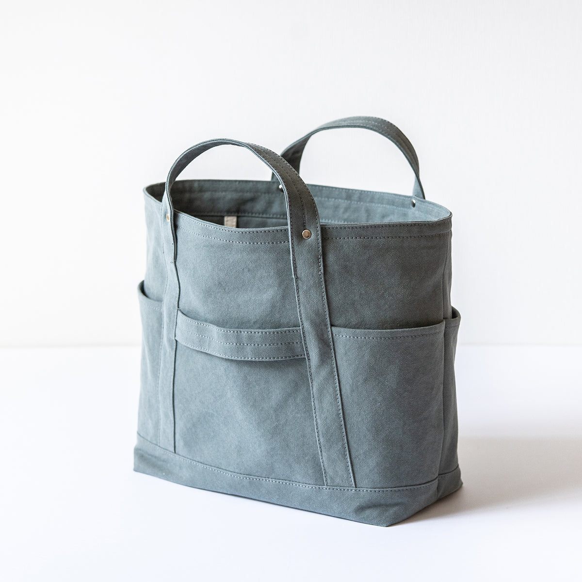 TOOL TOTE - sage -