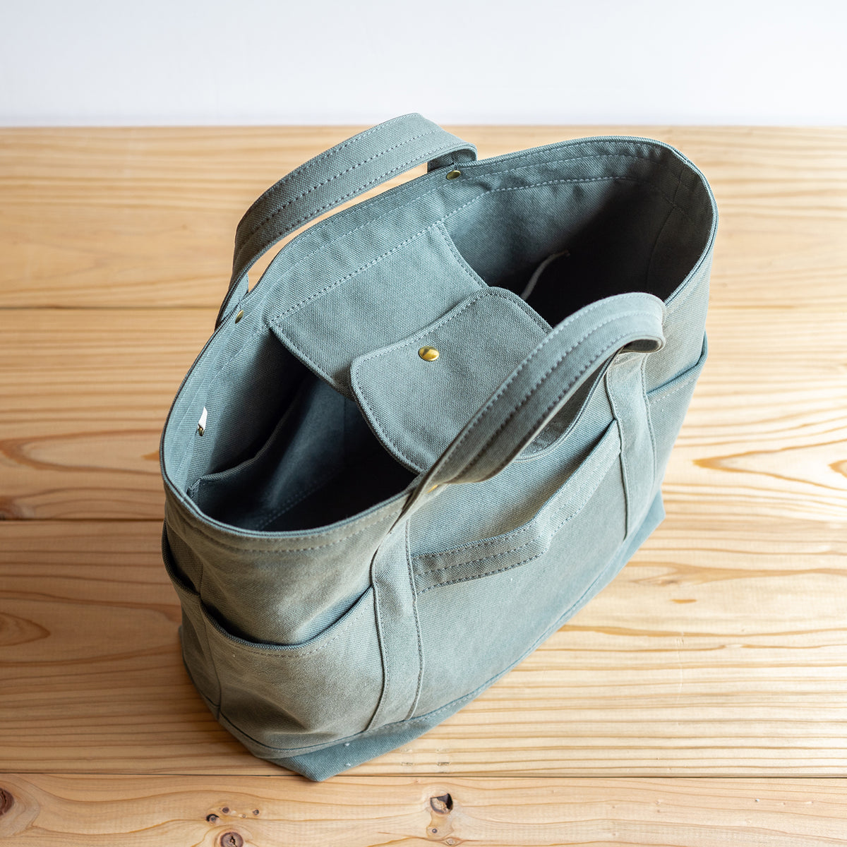 TOOL TOTE - sage -