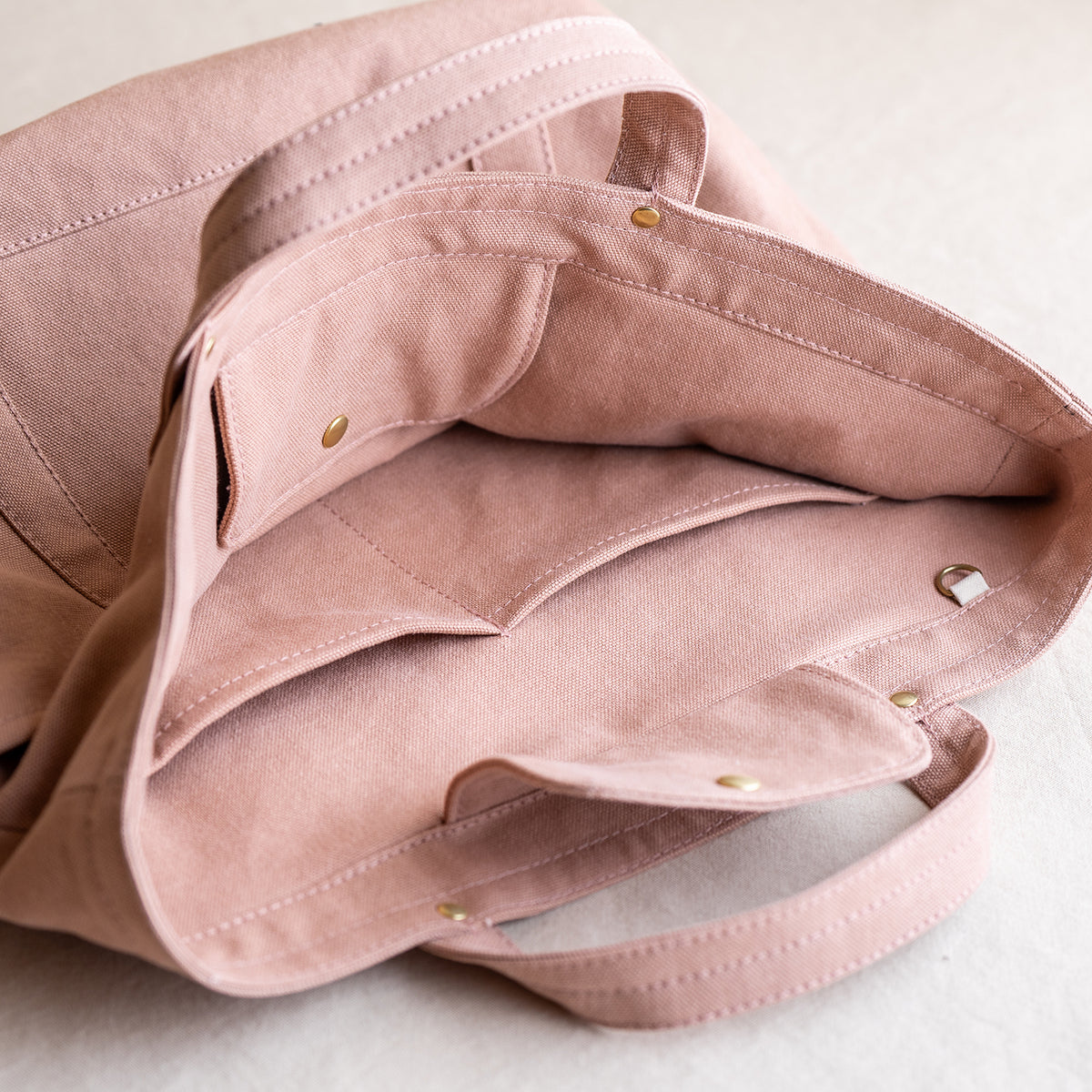 TOOL TOTE - smorkypink -